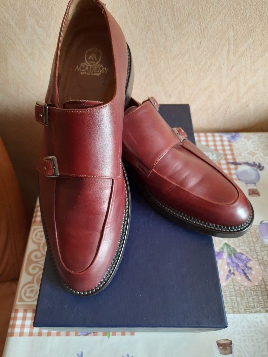 Продам туфлі туфлі