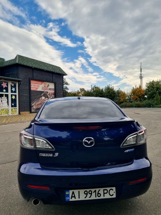 Продам Mazda 3 2013