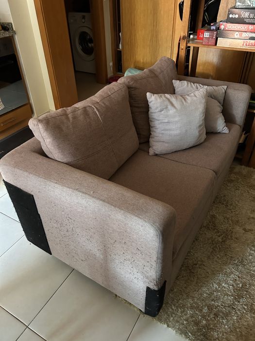 Sofa 2 Lugares Usado para desocupar