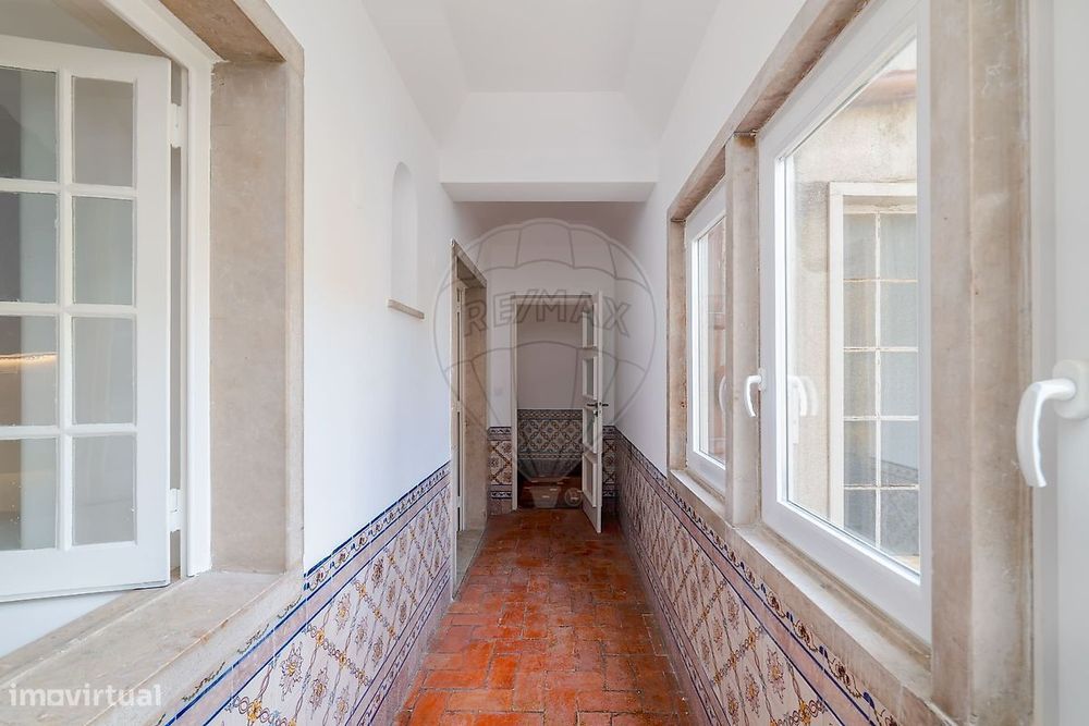 Apartamento T5 para arrendamento