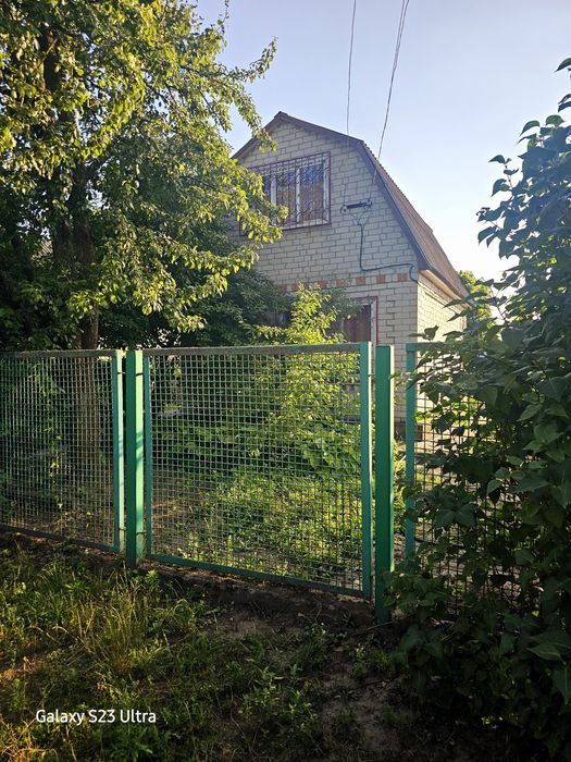 Будинок у місті дача