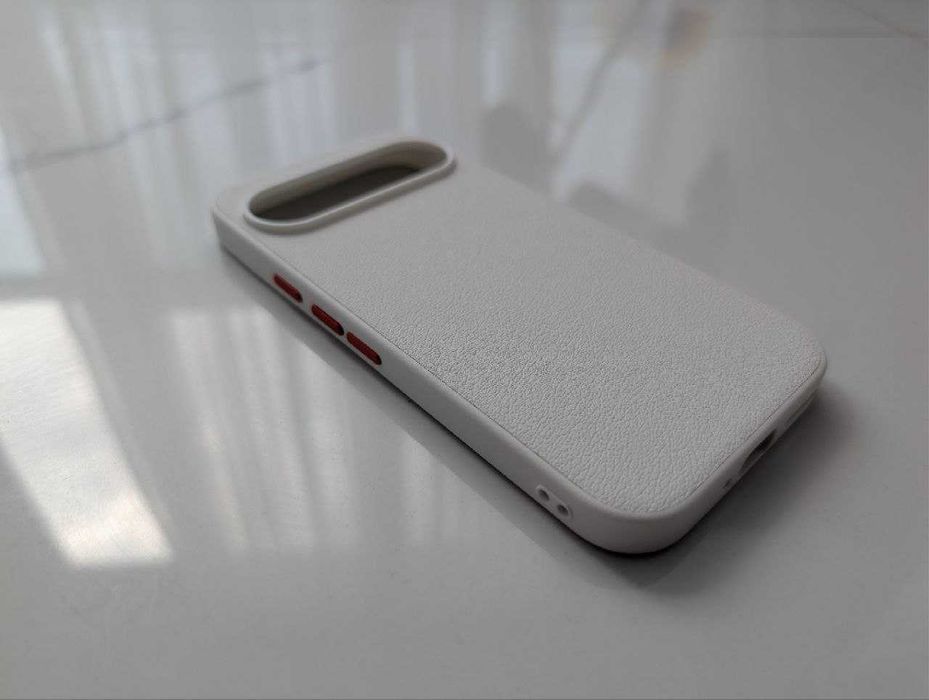 Чехол Google Pixel 9 белый