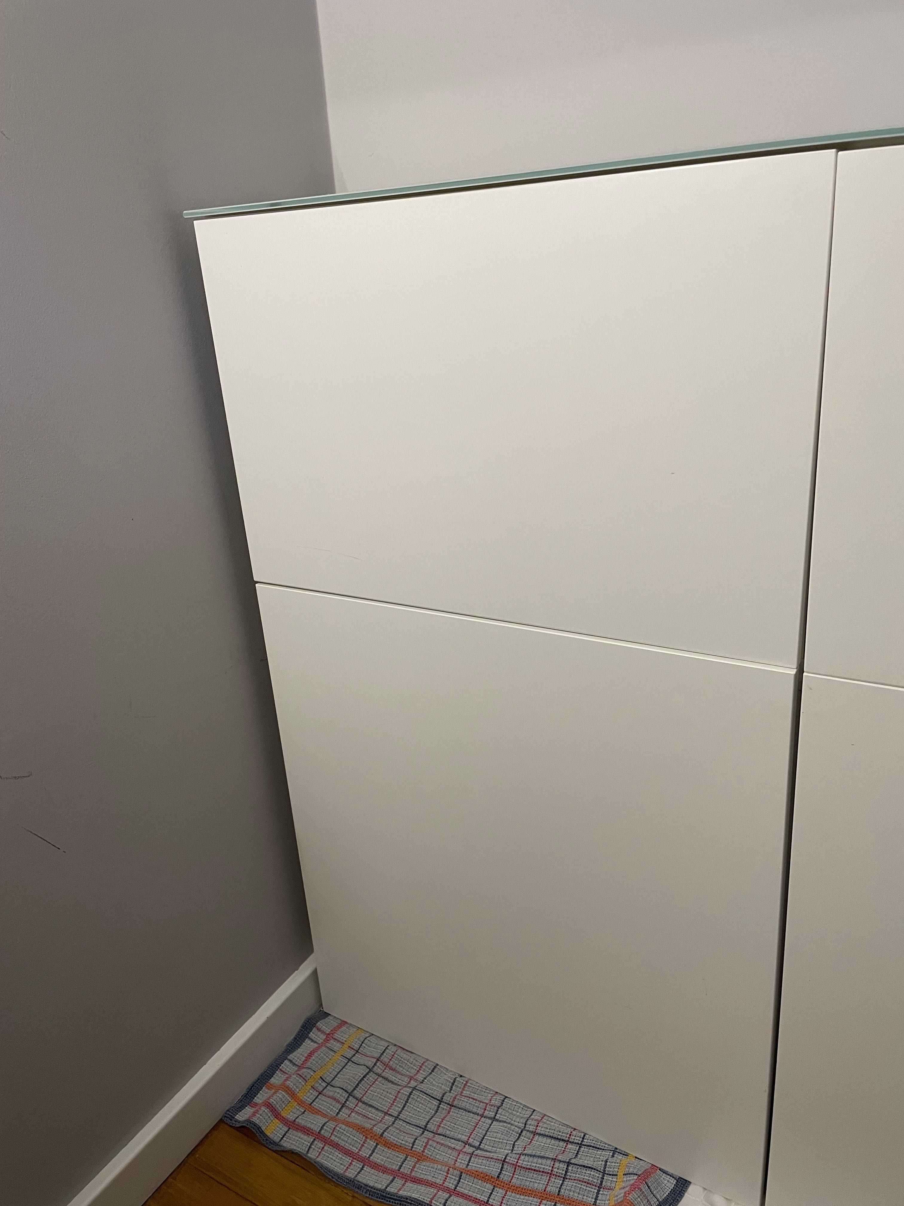 Módulo de 2 Estante Ikea BESTÅ c/porta branca, 60x22x64 + 60x22x38 cm