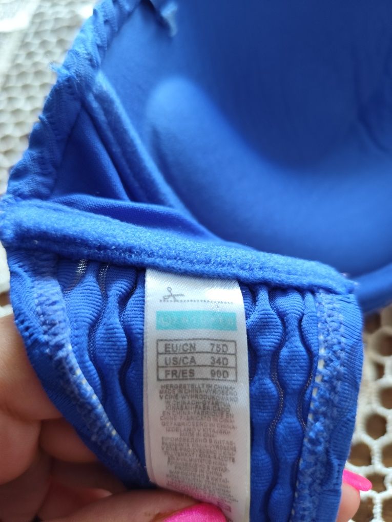 Góra od kostiumu kąpielowego bikini bez ramiączek rozm 75B. Ensored.