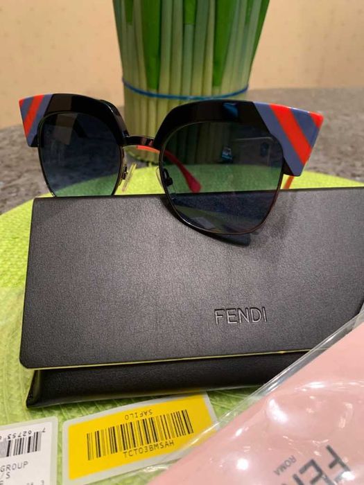 Okulary przeciwsłoneczne Fendi  Nowe