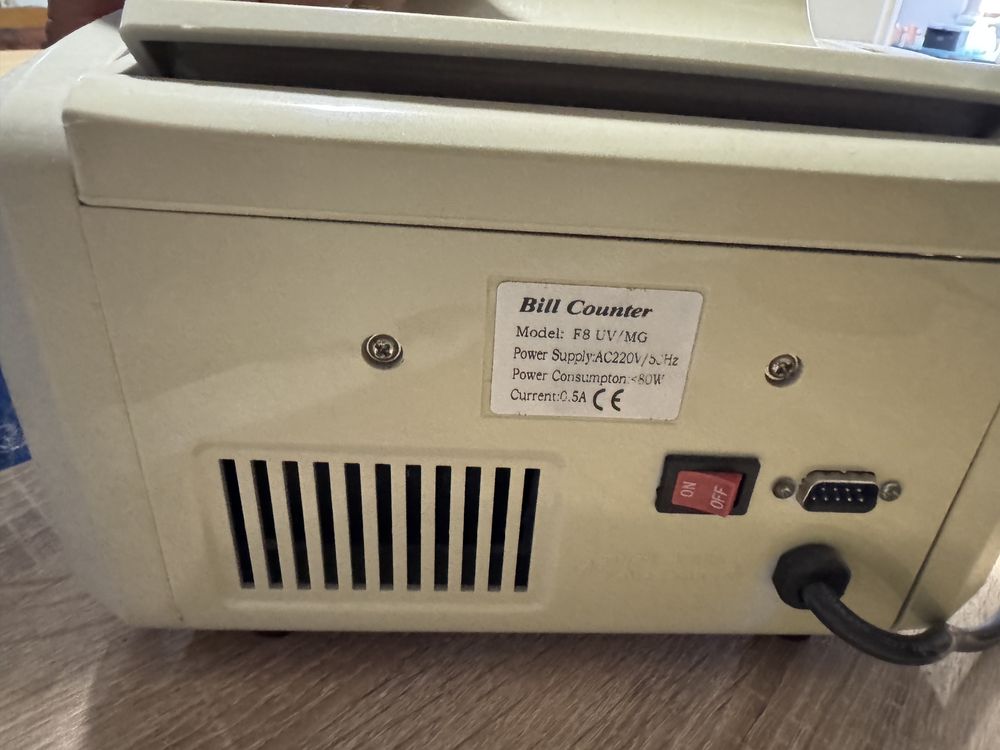 Счетная машинка Bill Counter.