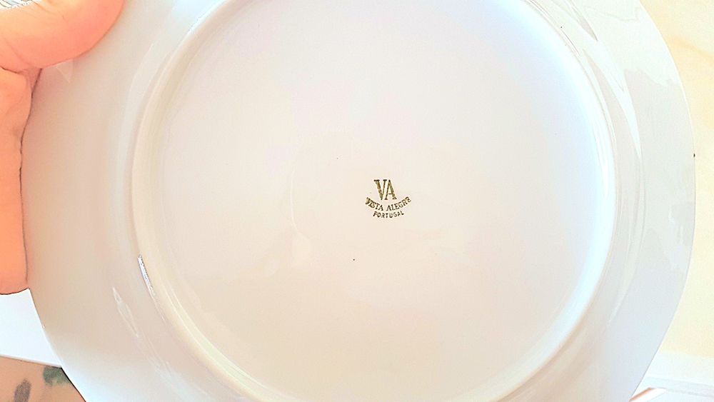 Serviço Vista Alegre completo para 12 pessoas