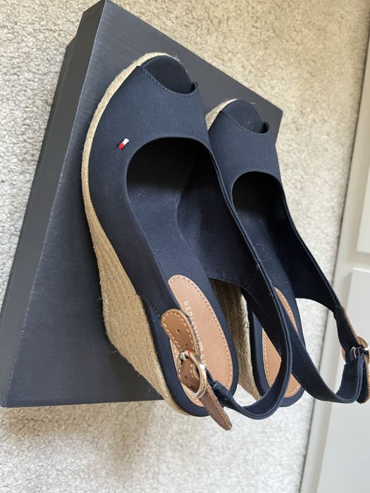 Koturny Tommy Hilfiger r.38