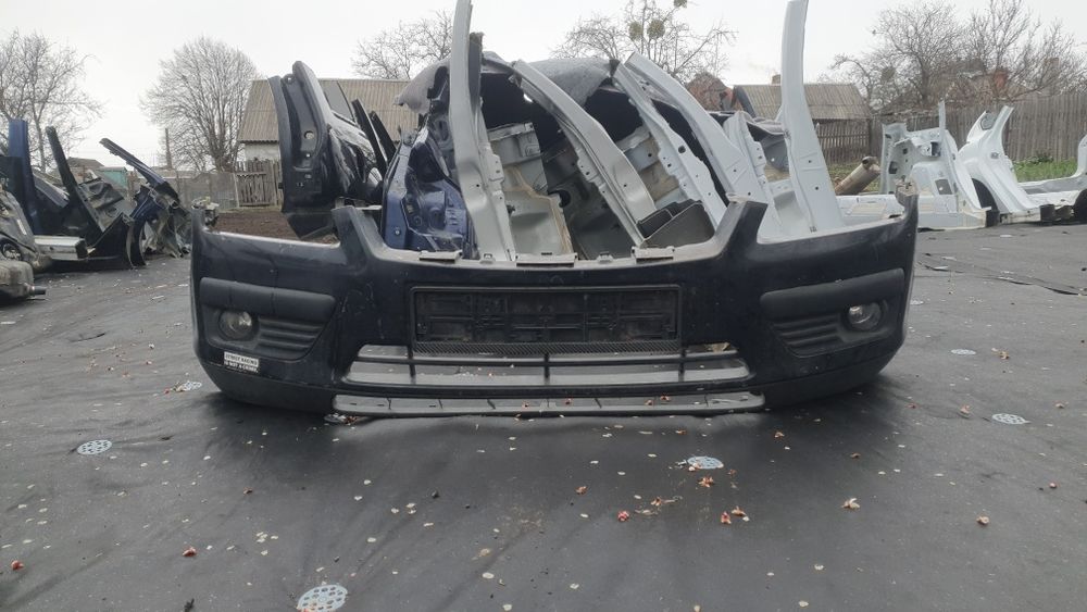 Розборка Форд фокус 2,3 Ford focus 2 2004-2018 крило фара двигун