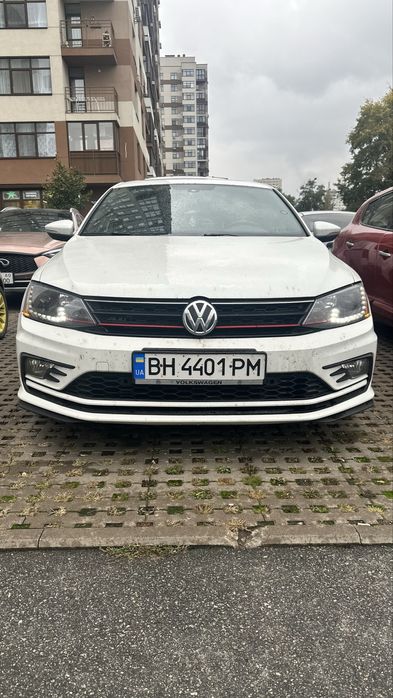 Продам Volkswagen Jetta GLI