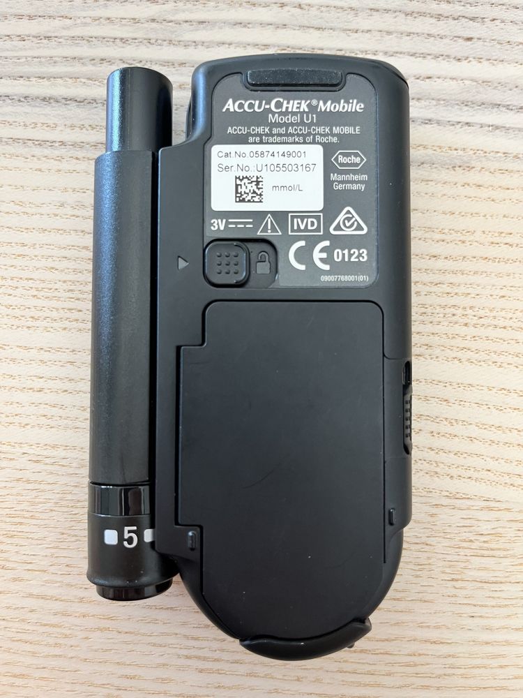 Glukometr Accu Chek Mobile