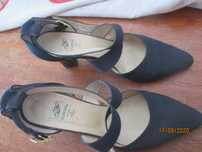 2 Pares de sapatos de senhora nº 36