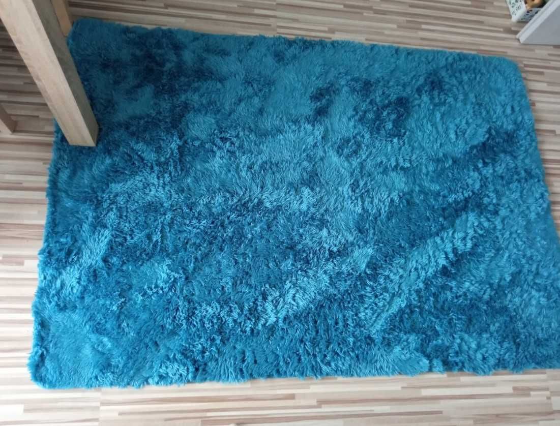 Miękki dywan pluszowy do sypialni salonu shaggy 120 x 170 cm turkus