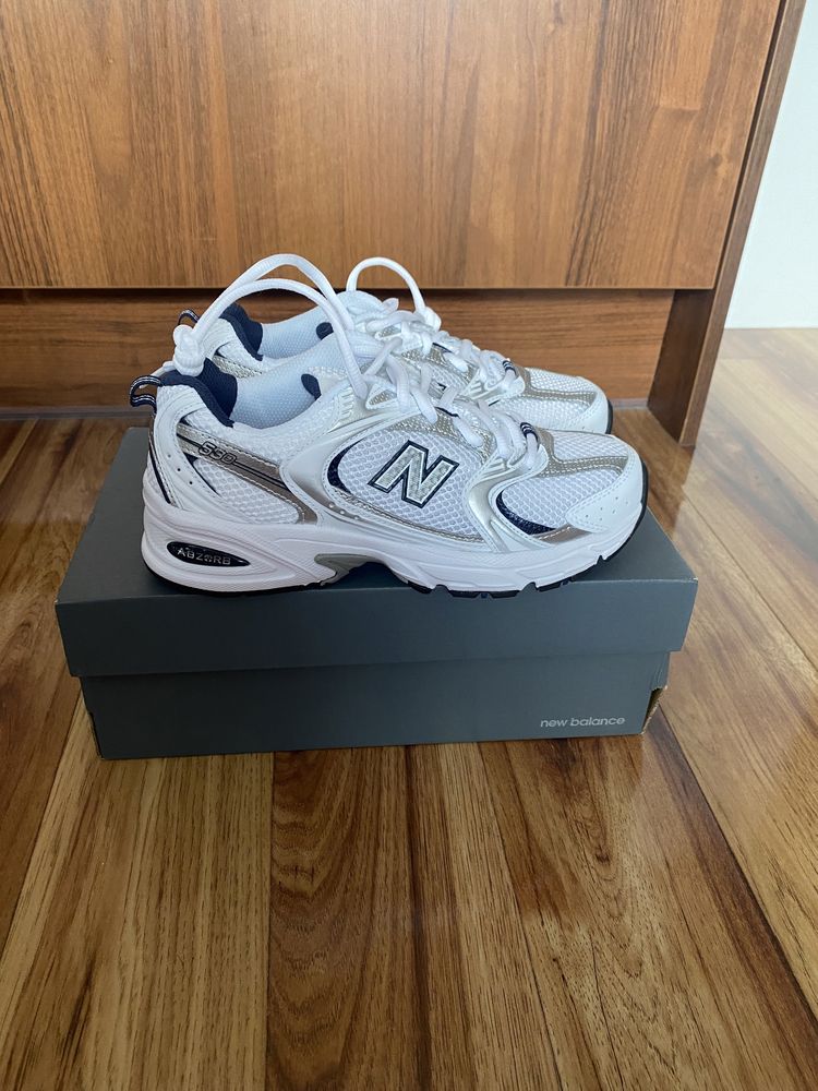 New Balance 530 White Silver Navy 37