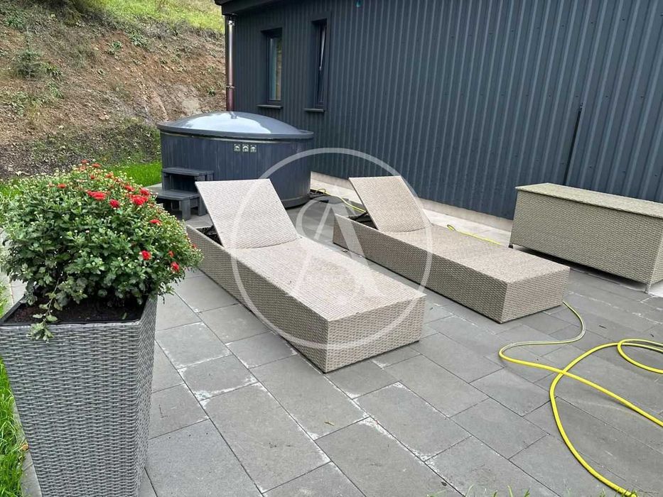 Сучасний будинок в котеджному містечку в Карпатах Славське (Славсько)