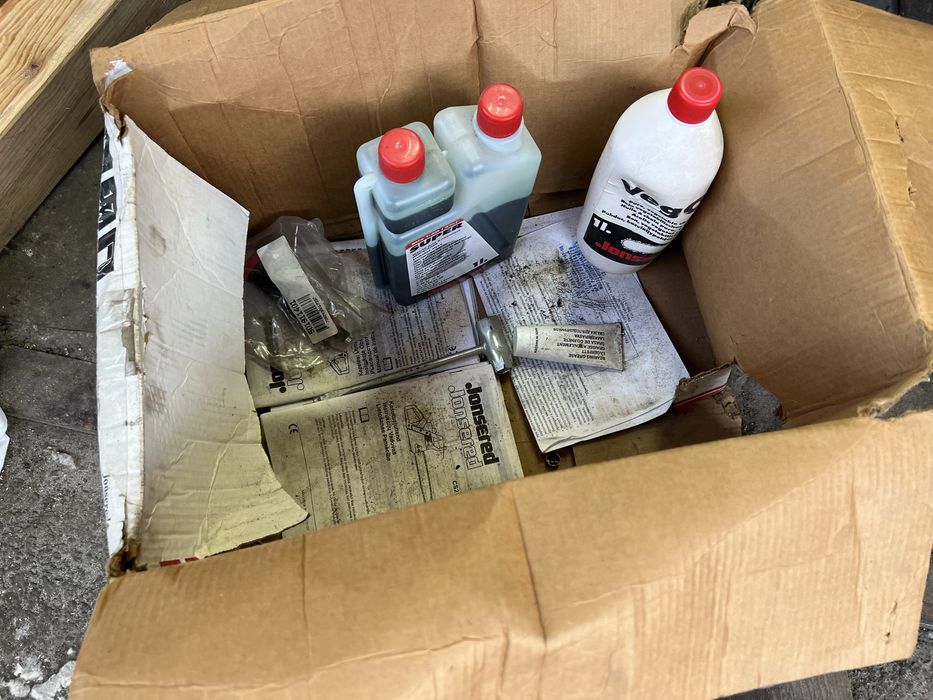 Бензопилка Jonesered cs2137 by Husqvarna 2.3 к.с.