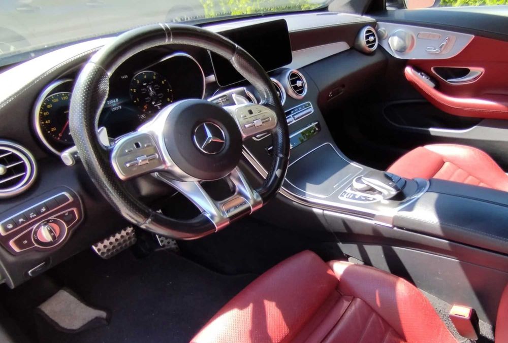 Mercedes-Benz C-Class      2018