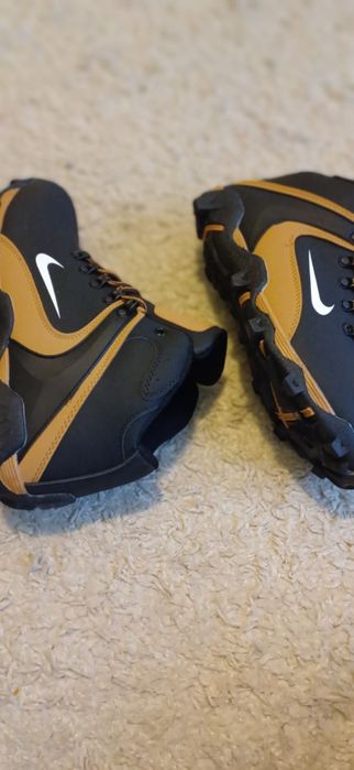 Nowe zimowe buty męskie