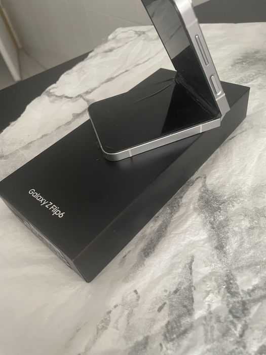 Samsung galaxi filip 6 novo com caixa