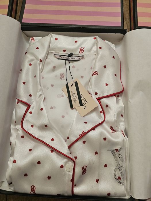 Піжамні комплекти Victoria's Secret