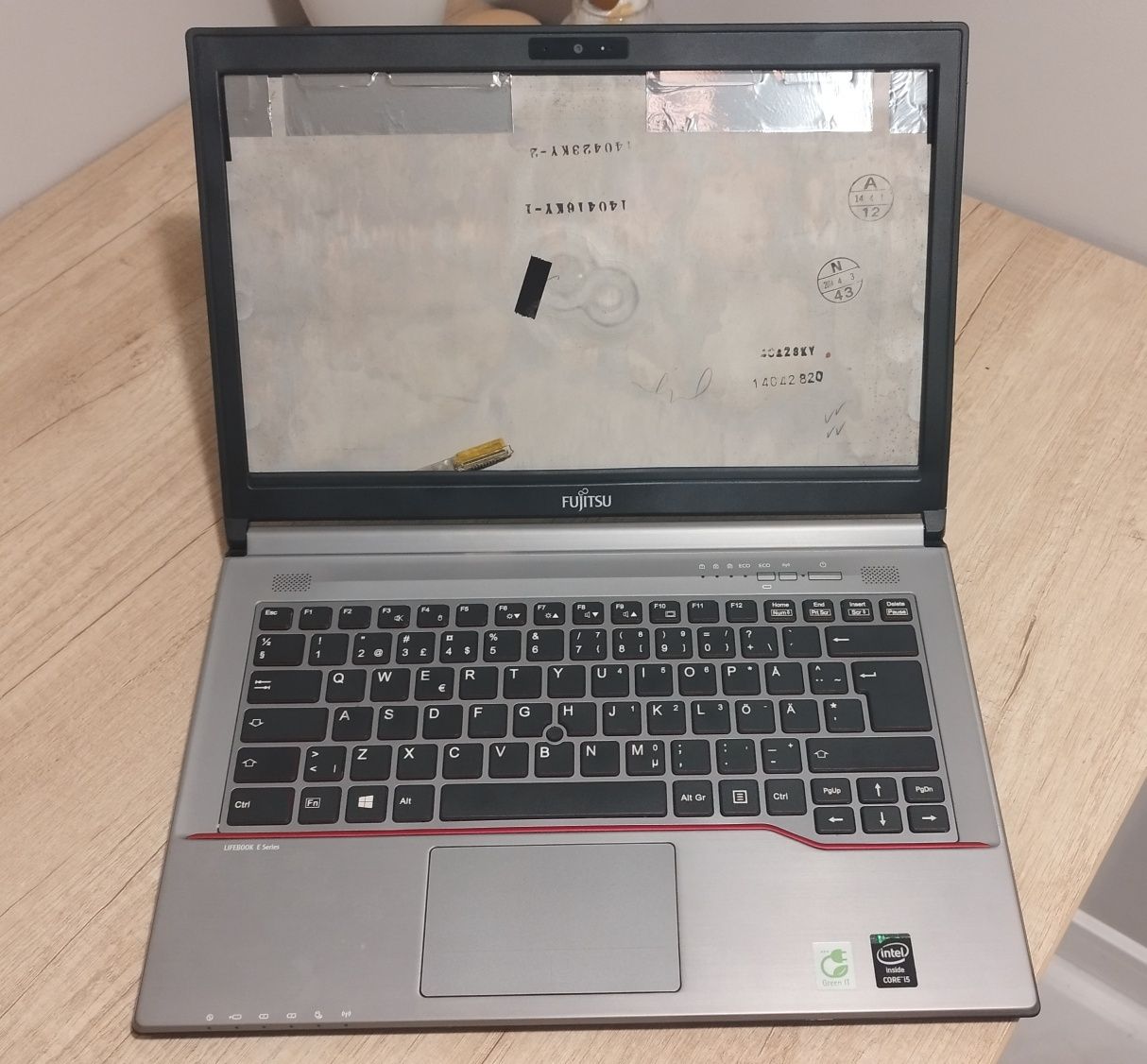 Zapsuty laptop Fujitsu Lifebook E744 i5