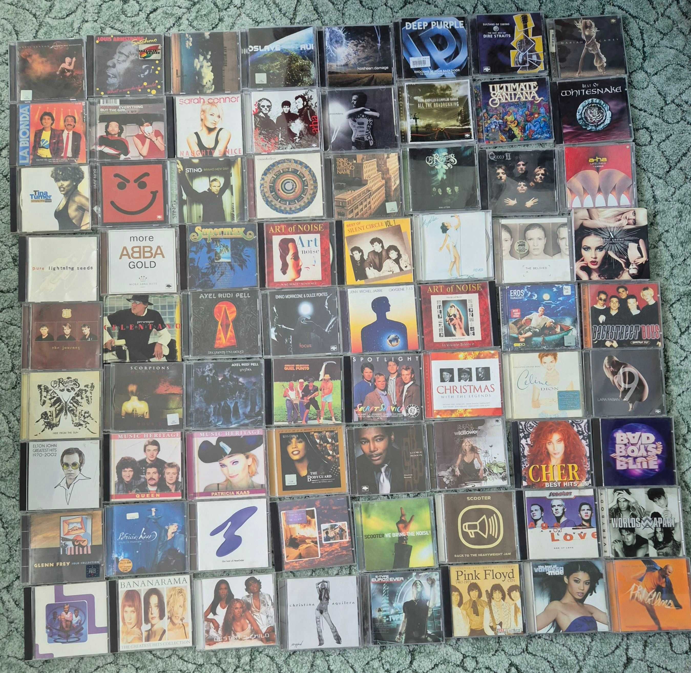 Продам колекцію фірмових CD - дисків, 300 штук.