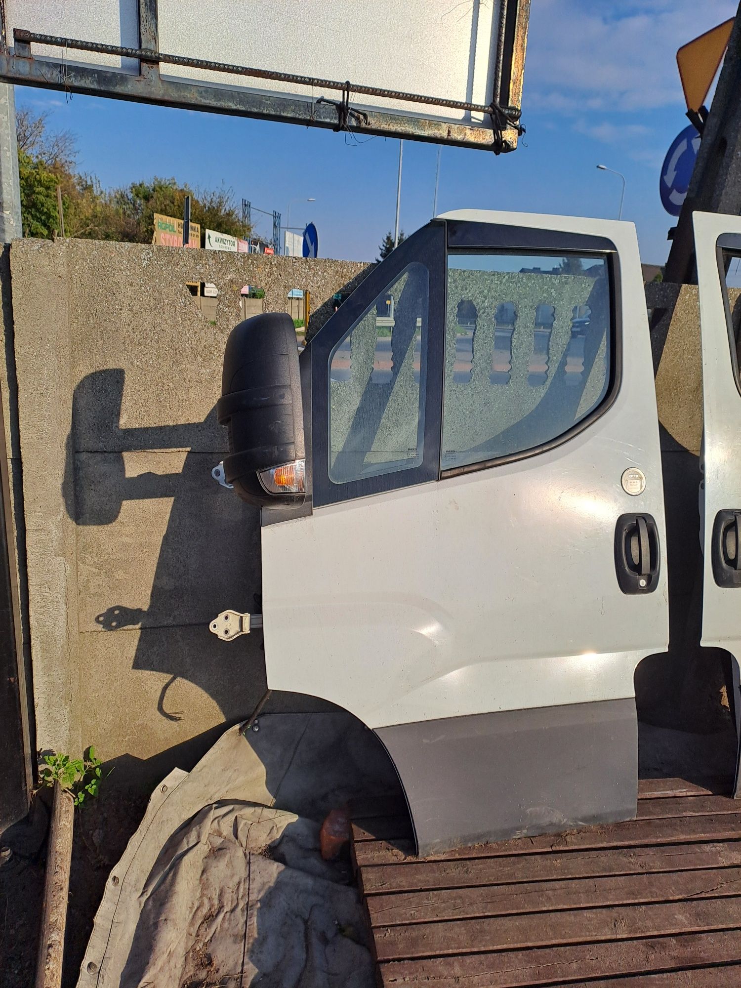 Drzwi przód przednie  prawe  Iveco Daily 14-22