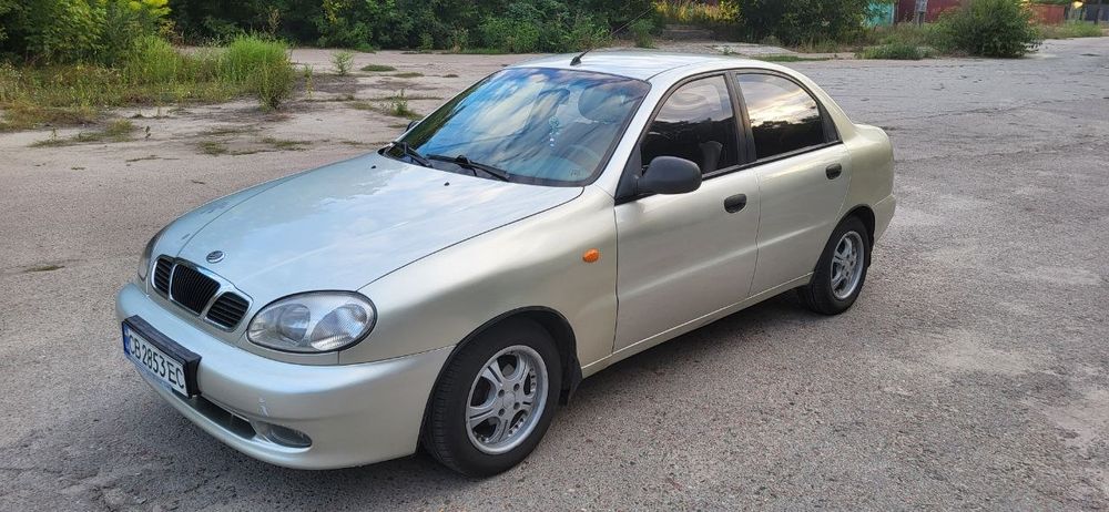 ЗАЗ Ланос 2010 року 257 тис.