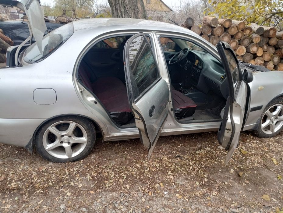 Автомобіль DAEWOO Lanos