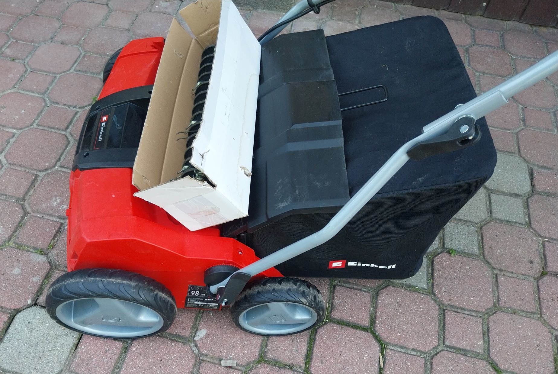 Wertykulator firmy Einhell 1600V