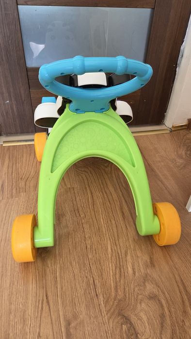 Chodzik pchacz interaktywny Fisher Price