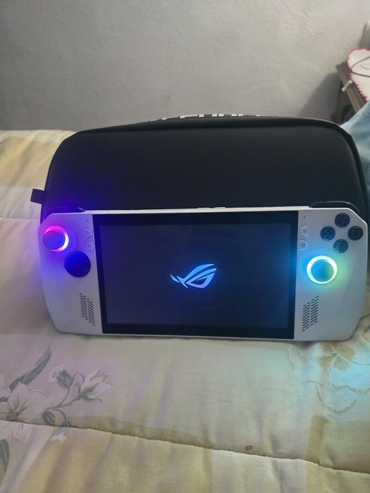 Consola mini pc portatil asus rog ally como nova