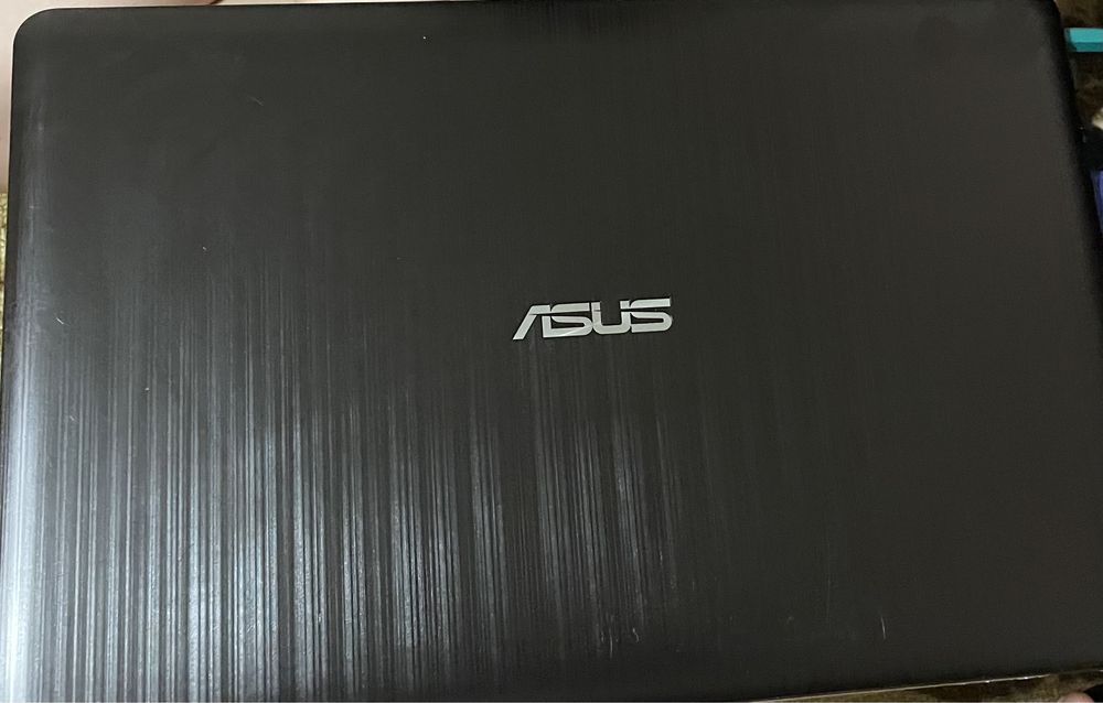 Ноутбук Asus VivoBook Max