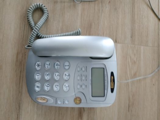 Telefon stacjonarny