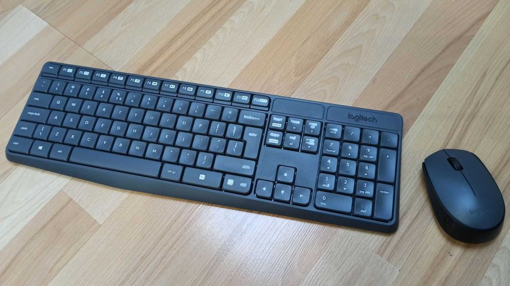 Zestaw klawiatura i mysz bezprzewodowa Logitech MK235