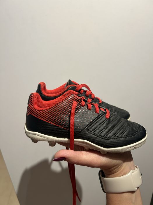 Korki Kipsta rozmiar 27 buty pilkarskie