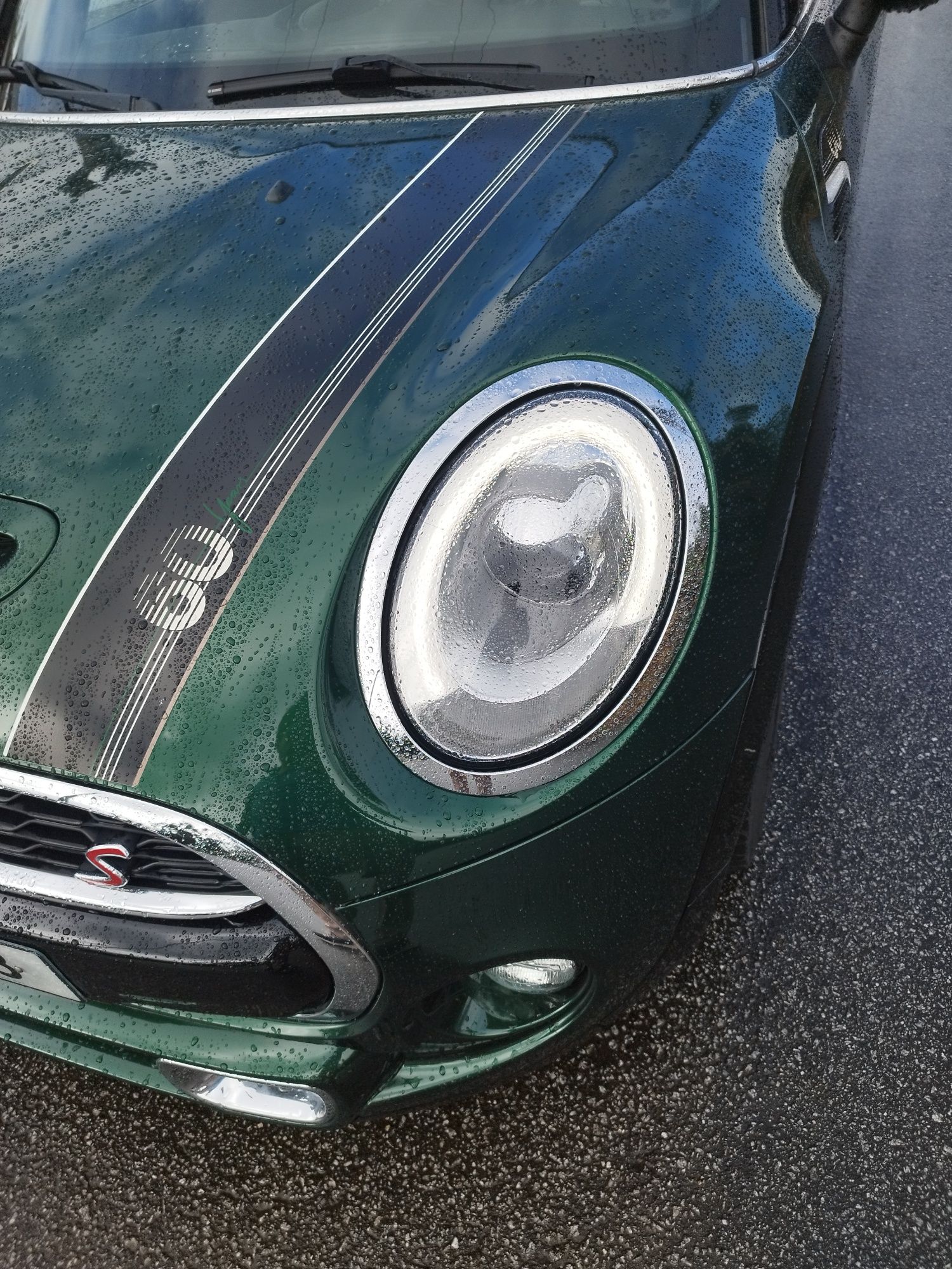 Mini Cooper impecável