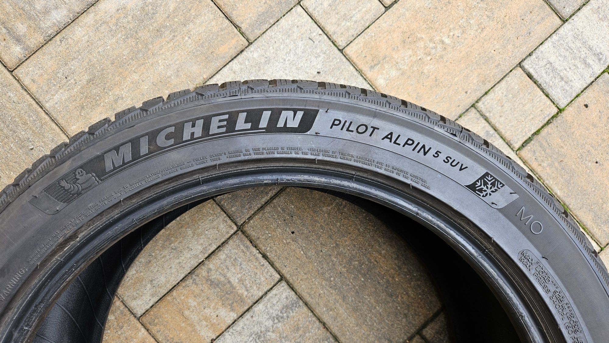 Opony Michelin Pilot Alpin 5 SUV