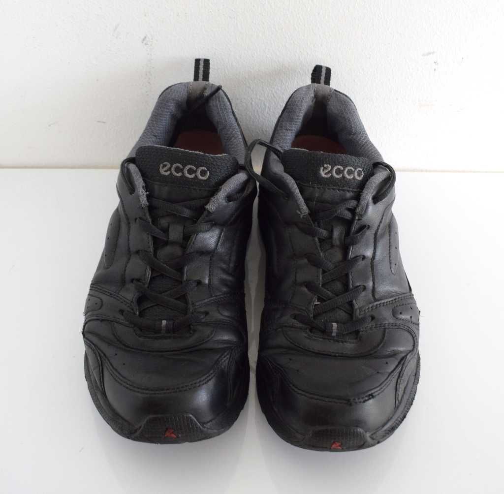 Ecco 39 buty sneakersy czarne skórzane