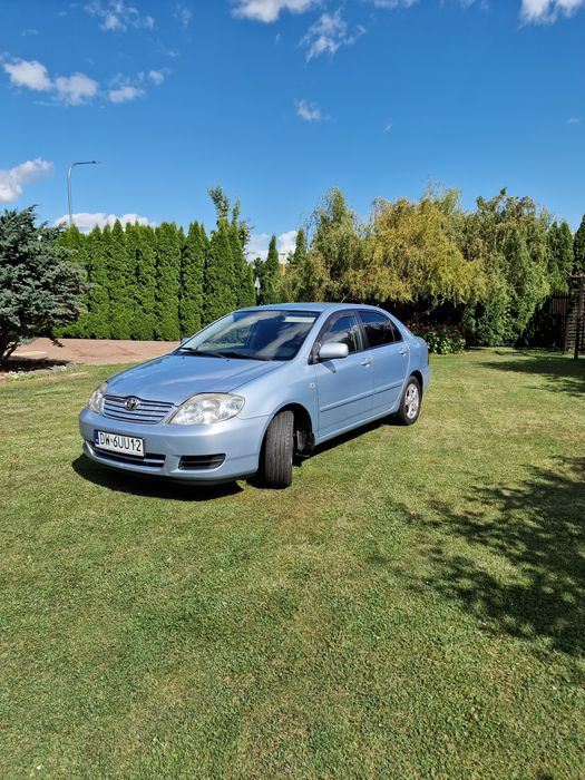 Toyota Corolla salon PL sedan bezwypadkowy