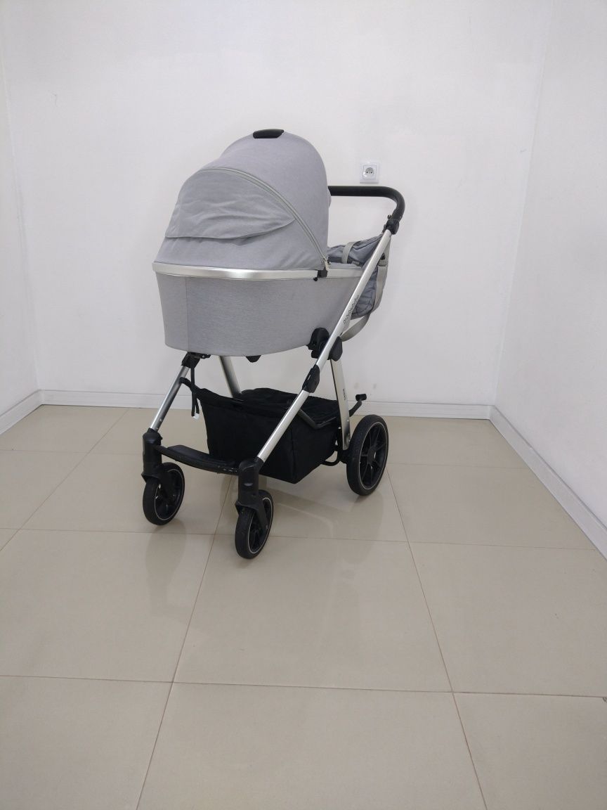 Wysyłka/odbiór wózek 3w1 Baby Design Bueno+Britax Romer 3 I Size