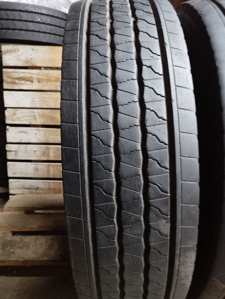 215/75/17.5 Hankook