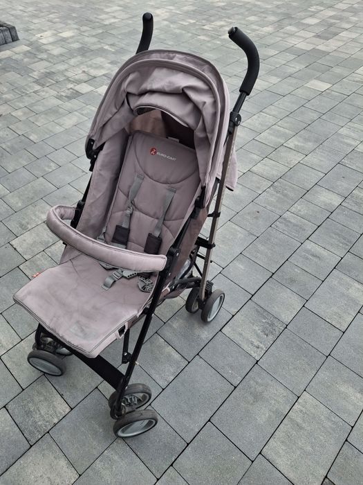Wózek spacerówka typu parasolka