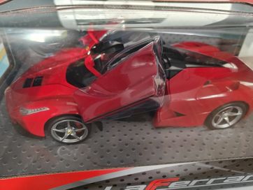 Auto La Ferrari RASTAR zdalnie sterowany 1:14