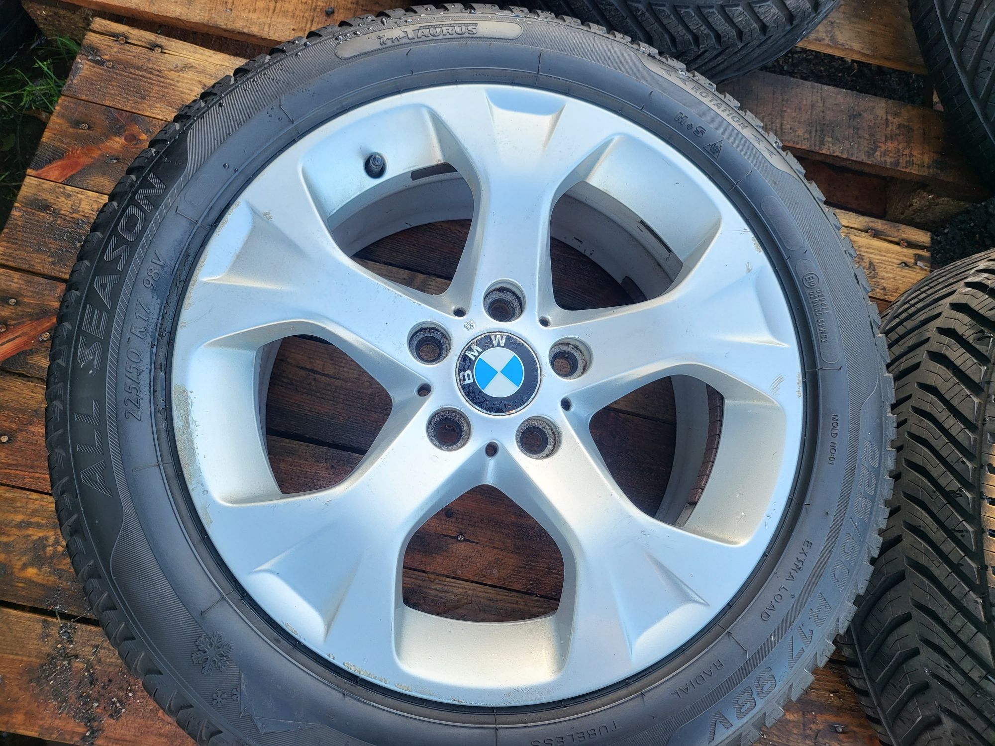 Alufelgi 17 BMW X1 E90 E91 E92 E93 E46 5x120 ET34