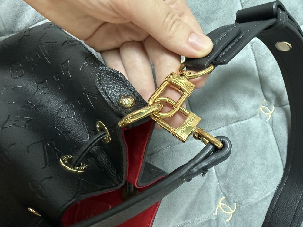 Жіноча сумка Louis Vuitton