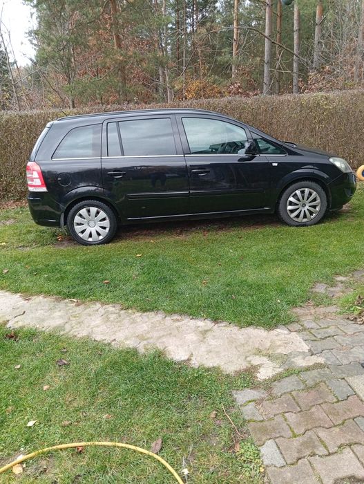 Pilnie sprzedam  Opel Zafira b