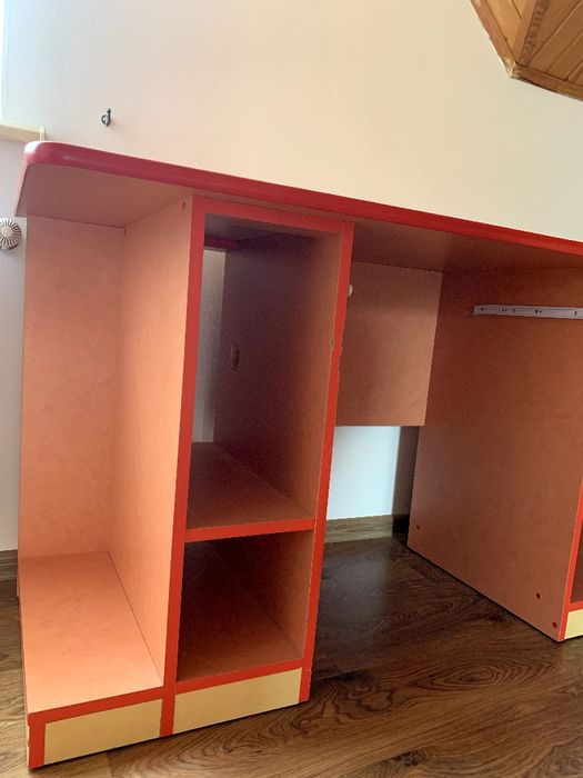 Стіл для комп'ютера