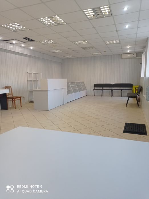 Вітрини,рецепшн,лави,ваги, холодильник