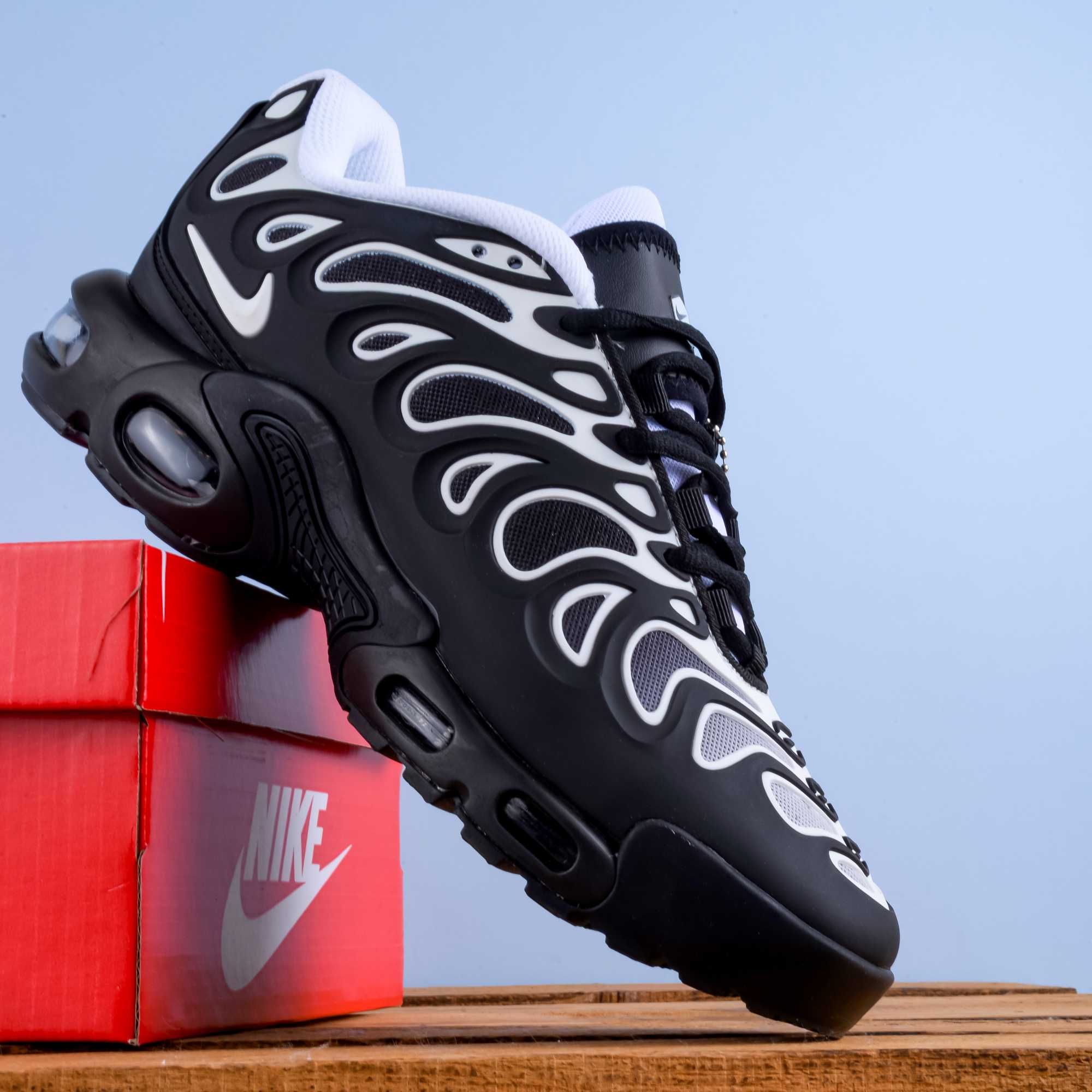 (1747) Чоловічі Кросівки Nike Air Max TN Plus Drift (41-45) найк